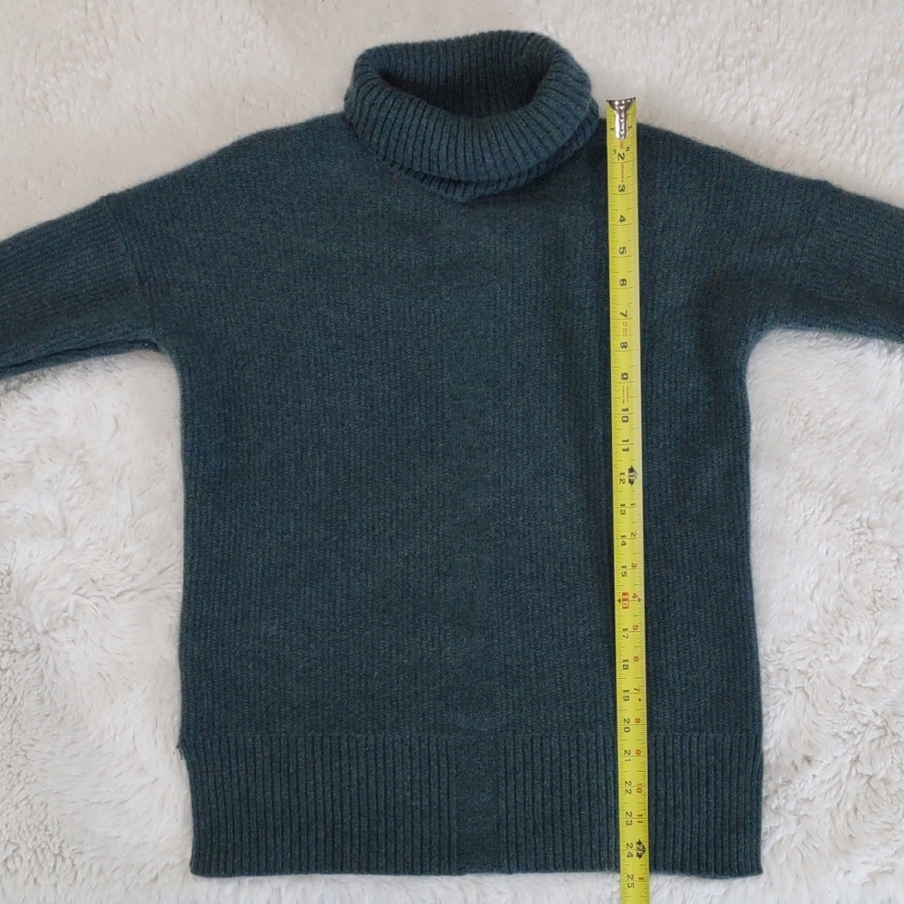 CYNTHIA ROWLEY 100 % CASHMERE Cozy Green Turtleneck Sweater - Picture 9 of 17